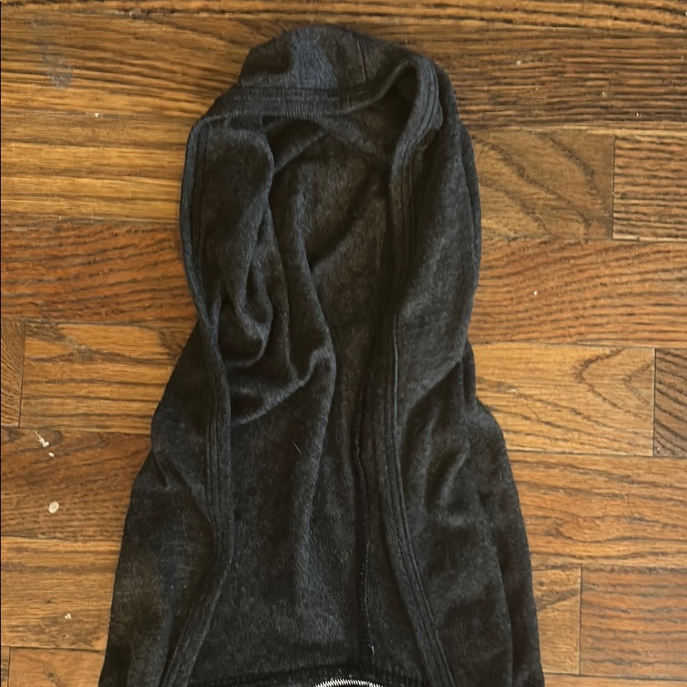 NBA Gray and Red Long Sleeve Hoodie - Picture 6 of 9